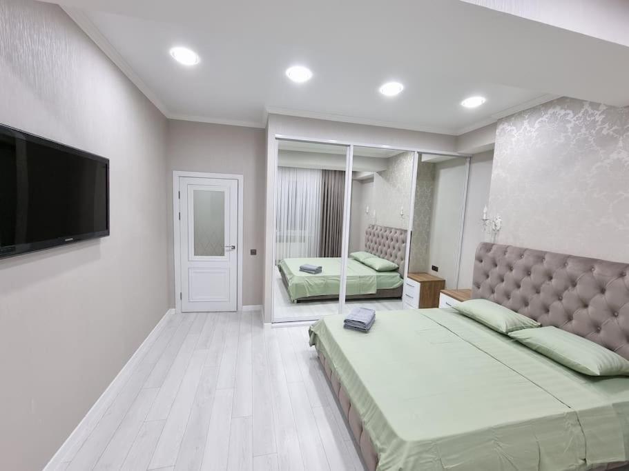 Grand Excelent New Ultra Central Apartments Chisinau Bagian luar foto