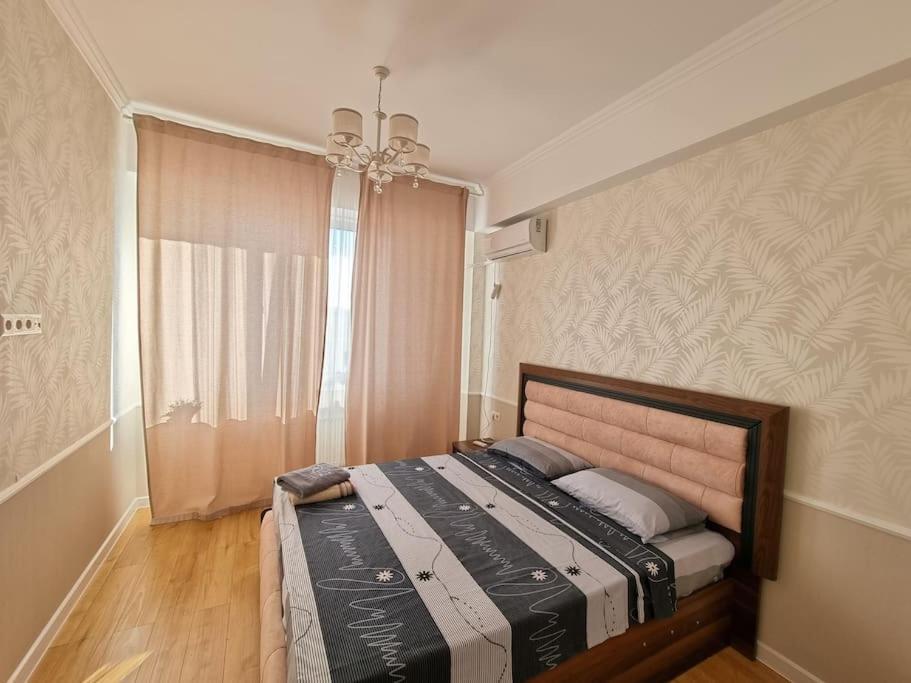 Grand Excelent New Ultra Central Apartments Chisinau Bagian luar foto