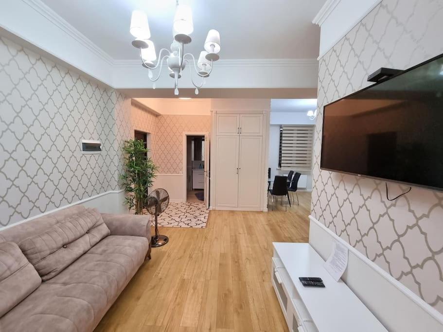 Grand Excelent New Ultra Central Apartments Chisinau Bagian luar foto